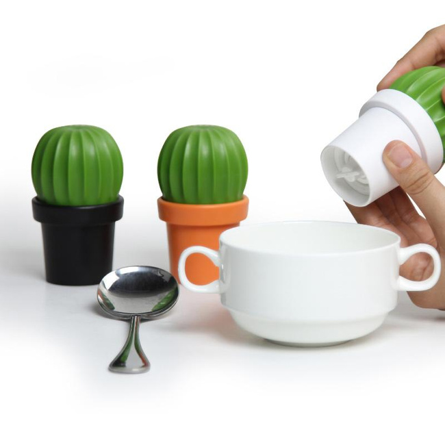Młynek do soli i pieprzu Qualy Tasty Cactus, biało-zielony