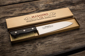 Nóż Santoku Masahiro BWH 17,5 cm, stal MBS-26, rękojeść Pakkawood