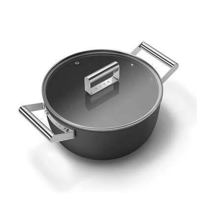 Smeg - Garnek o średnicy 24 cm CSF2412BLM - czarny