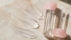 Błyszczyk do ust Lovro Bloomlight Lipgloss 01 Pure Shine, transparentny, z efektem chłodzenia
