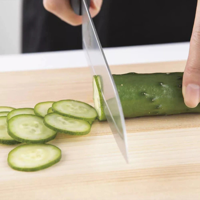 Nóż Santoku KAI Seki Magoroku Shironezu AB5472, 16,5 cm, biała rękojeść