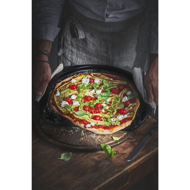 Stacja do pizzy Emile Henry do piekarnika i grilla 33 cm