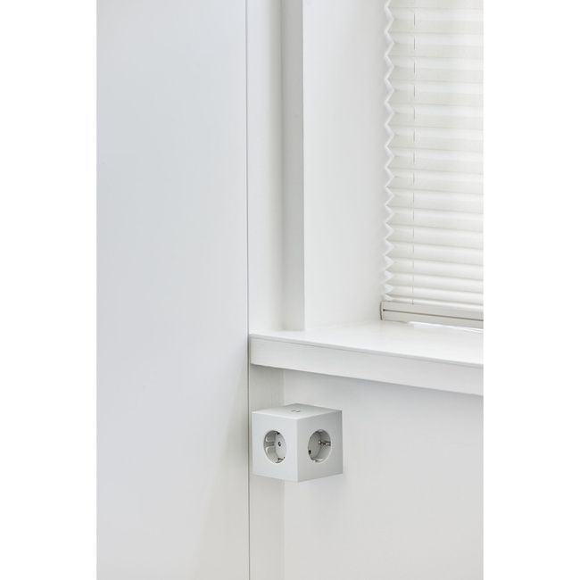 Listwa zasilająca Square 1 z podwójnym Usb-c 30 w i podstawą magnetyczną 3 m - opalizująca biel Avolt x Martinelli luce limitowana edycja - Avolt