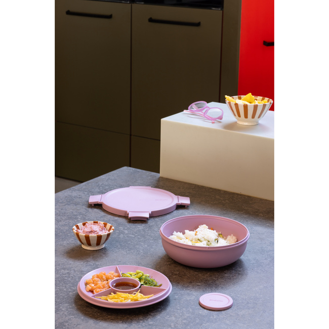 Miska na sałatkę Brabantia Make & Take 1,3 l z pojemnikiem na dressing, Lilac Pink