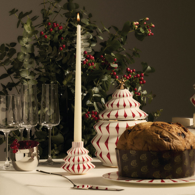 Porcelanowy świecznik, ręcznie zdobiony kalkomaniami Delight - Alessi