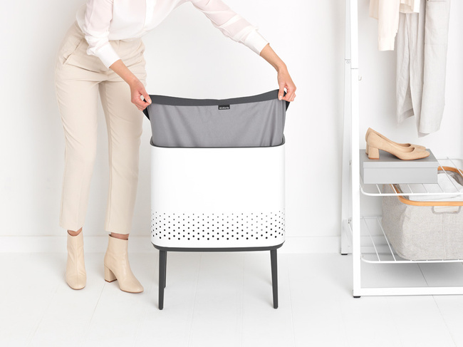 Kosz na pranie Brabantia Bo Laundry Bin 60 l, biały, z wyjmowanym workiem