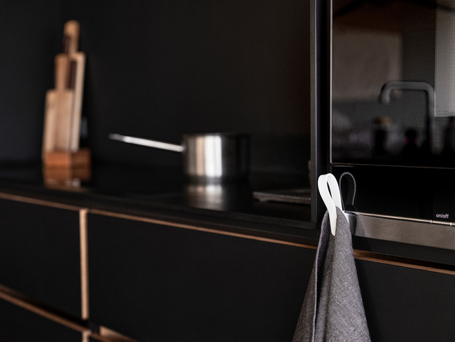 Haczyki ścienne magnetyczne 2 sztuki Black 27920 - Zone Denmark