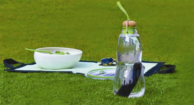 Butelka na wodę Eau Good czerwona - Black+Blum