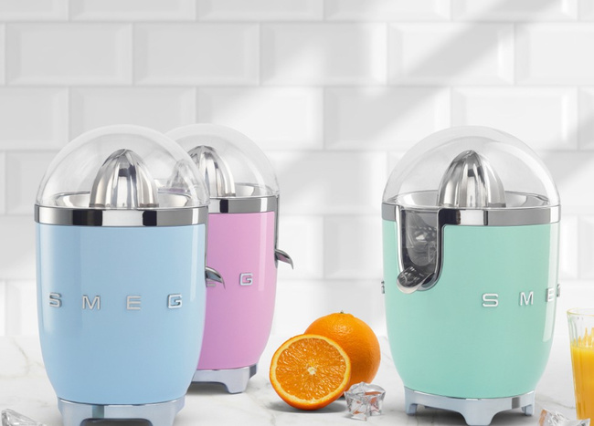 Smeg - Wyciskarka do cytrusów, czarny Cjf11bleu 50's Style