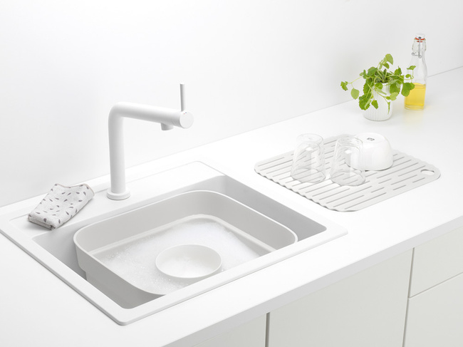 Pojemnik do zmywania z ociekaczem SinkSide jasnoszary - Brabantia