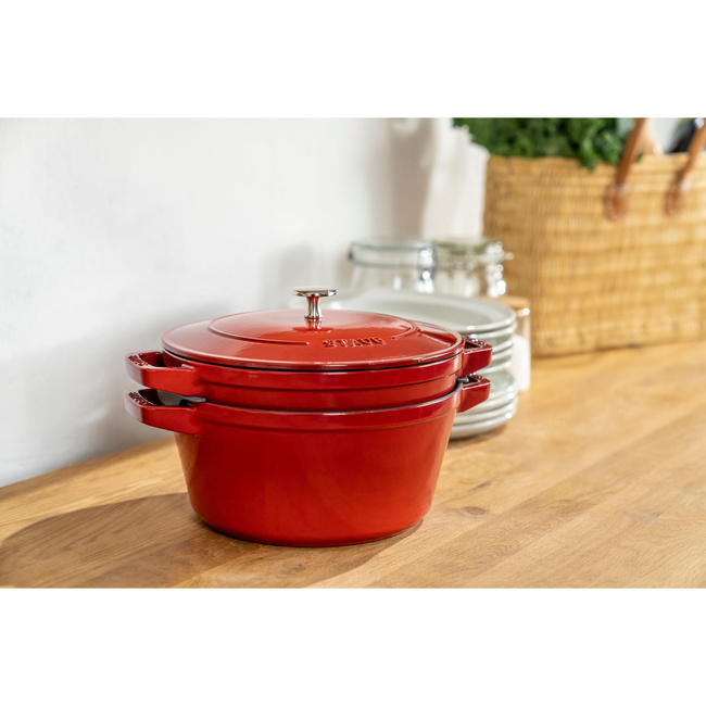 Zestaw 2 naczyń + pokrywka 24 cm czerwony - Staub