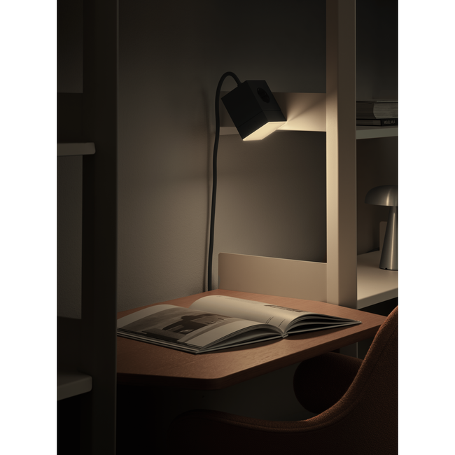 Lampka LED do gniazdka Avolt Lamp 1, czarna Stockholm Black, ściemniana