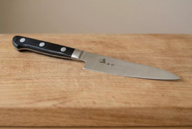 Fuji Cutlery Akira Reigetsu Nóż do obierania Petty 13 cm FC-0121