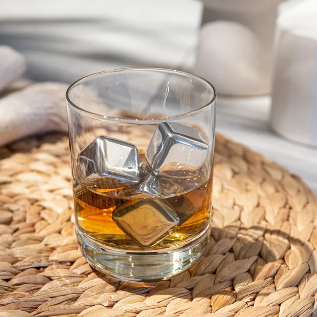 Kamienie do whisky Vacu Vin ze stali nierdzewnej, 4 sztuki