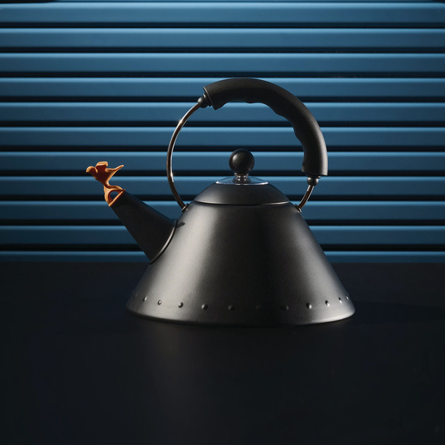 Czajnik z gwizdkiem, Ptaszek, Czarny mat 9093 - Alessi