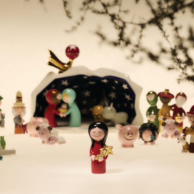 Dziecko gwiazd - figurka z porcelany Christmas collection - Alessi