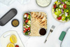Lunch box kwadratowy Black+Blum 1 l, morski, z widelcem i pojemnikiem na sos