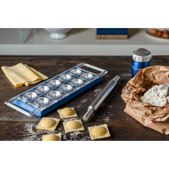 Forma do ravioli w kwadratach 5 x 5 cm x 10 szt, Jasnoniebieska design line - Marcato