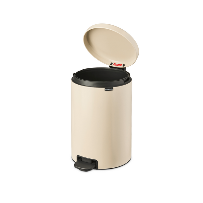 Kosz pedałowy Brabantia NewIcon 20 l, Soft Beige