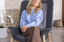Mata masująca Shiatsu na fotel CozyShiatsu 113x40 18W | Nakładka z podgrzewaniem lędźwi i 4 żelowymi głowicami, szara