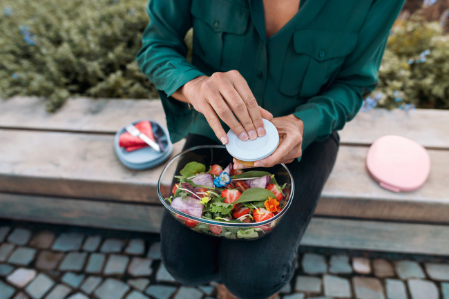 Pojemnik na sałatkę Saladbox Ellipse Nordic Blue - Mepal