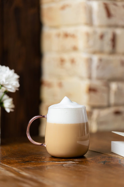 Komplet 2 szklanek z różowym uchem 400 ml Bolla - Vialli Design