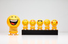 Figurka Hoptimist Smiley Love S żółta dekoracja prezent na walentynki