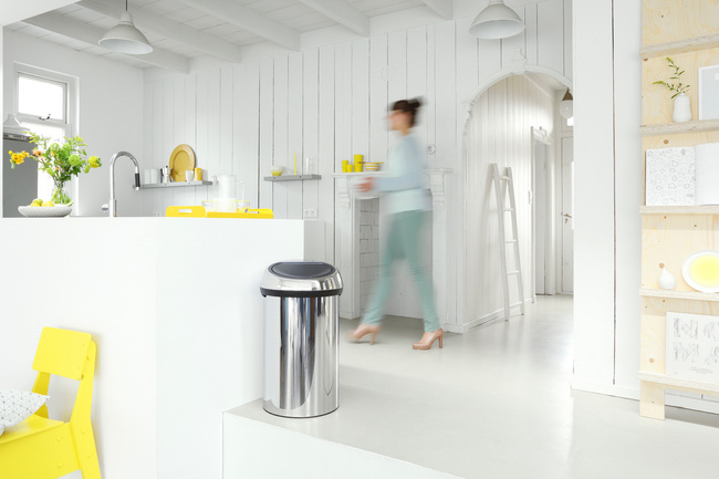 Kosz na śmieci Brabantia Touch Bin 60 l, stal polerowana Brilliant Steel