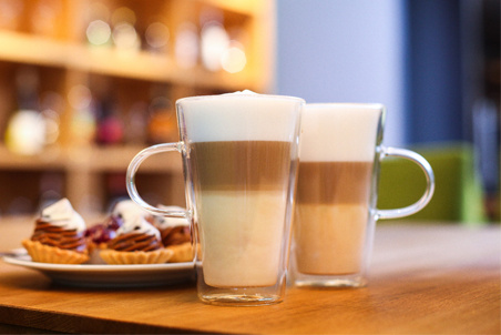 Szklanka Do Latte Z Podwójną Ścianką Amo 320 Ml - Vialli Design