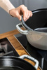 Zestaw 2 naczyń + pokrywka 24 cm Truflowy - Staub