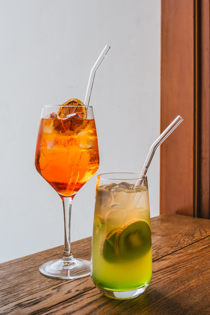 Słomki szklane transparent zakrzywione 23cm zestaw 6 sztuk ze szczoteczką - Vialli design