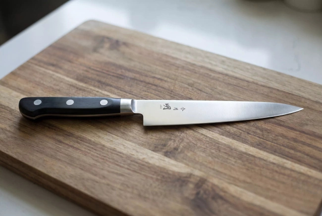 Fuji Cutlery Reigetsu Akira Nóż Uniwersalny 15 cm