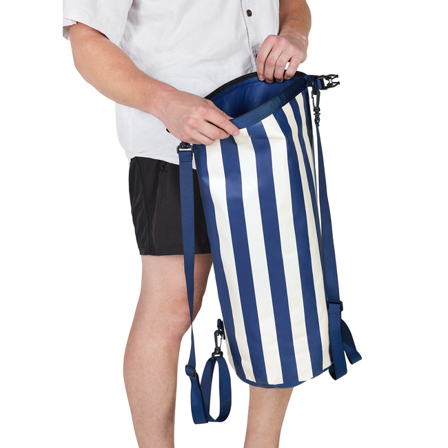 Torba wodoodporna Dock & Bay Whitsunday Blue z zamknięciem rolowanym i paskami plecaka