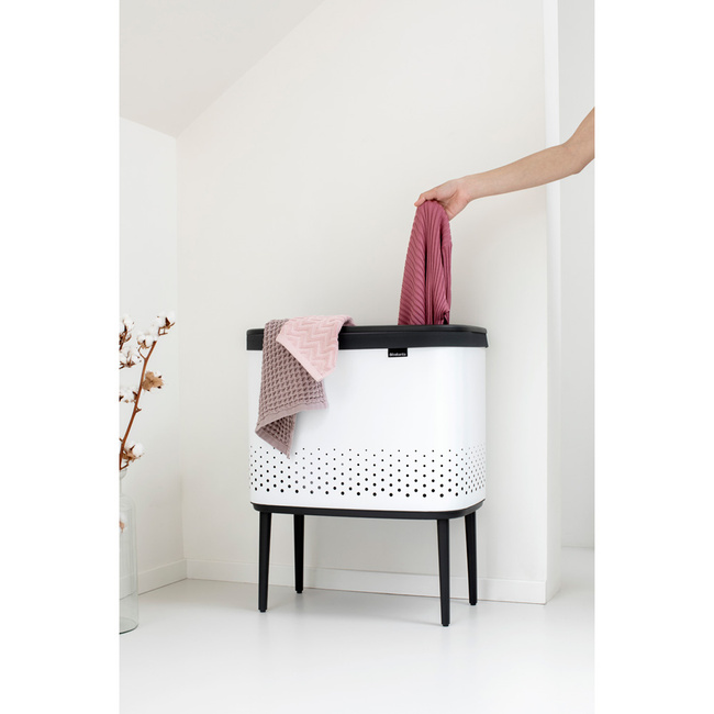 Kosz na pranie Brabantia Bo Laundry Bin 60 l, biały, z wyjmowanym workiem