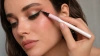 Eyeliner w płynie Lovro Bloomlight Eyeliner Emerald, szmaragdowy, wodoodporny, 0,6 g