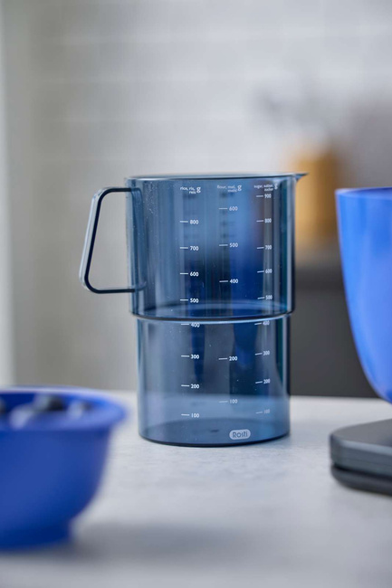 Dzbanek z miarką Rosti Mensura 1 l, Dusty Blue