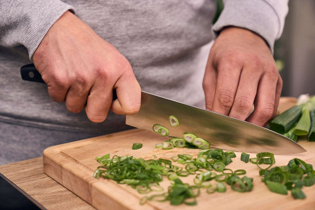 Henckels by Zwilling Everyday Zestaw 5 noży w bloku samoostrzącym