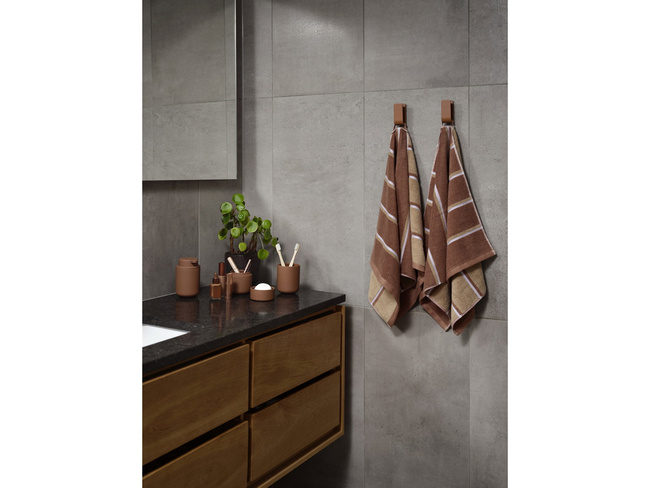 Haczyki ścienne aluminiowe Terracotta Ume - Zone Denmark