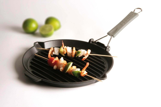 Okrągła patelnia żeliwna grillowa 27 cm, czarny - Staub