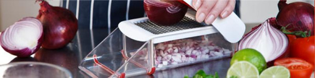 Siekacz do cebuli z pojemnikiem - Zyliss