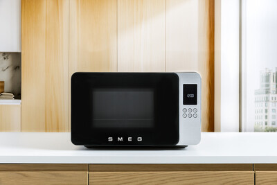 Smeg - Kuchenka mikrofalowa SDA Collezione - czarny mat