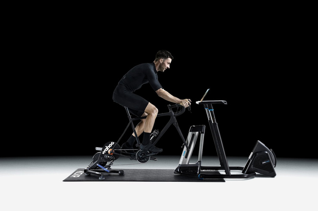 Wahoo Kickr Smart Trainer v6 (Zwift Cog & Click) - trenażer bezprzewodowy