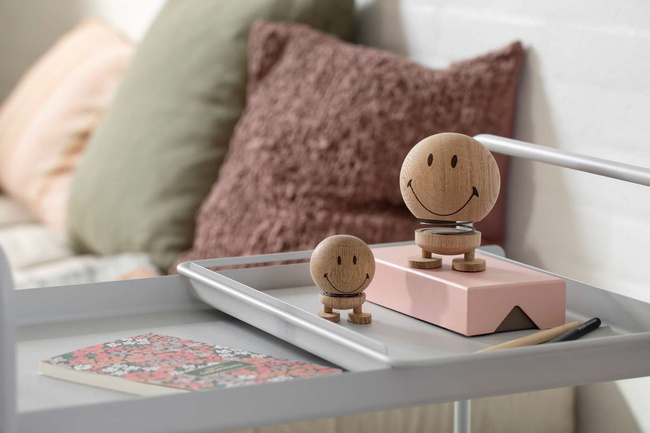 Figurka Hoptimist Smiley S Raw Oak z surowego dębu