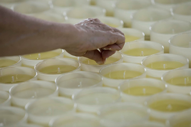 Świeca premium 230gr. Velvet wood - Cereria Molla