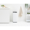 Kosz na śmieci Brabantia Bo Touch Bin 30 l, biały, z wiadrem z uchwytem