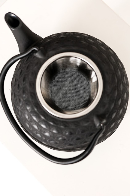 Żeliwny czajnik do herbaty 1,8 litra, Zest for Life