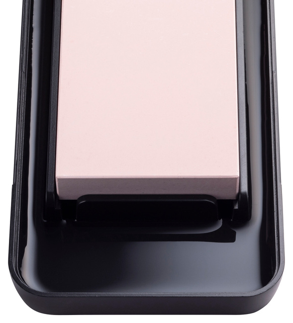 Kamień do ostrzenia 2000 w etui Seki Magoroku - Kai