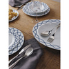 Płaski talerz porcelanowy 27 cm zdobiony Alessi La Bella Tavola