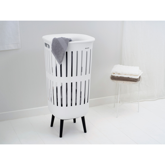 Kosz na pranie Brabantia Collect-It Hi 55 l na nóżkach, biały