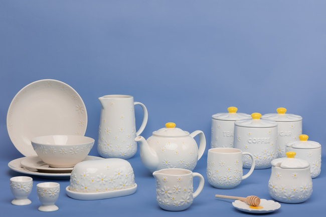 Pojemnik ceramiczny na herbatę Daisy - Price and Kensington (Rayware Group)